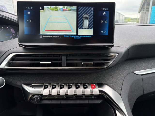 Fahrzeugabbildung Peugeot 3008 Allure Pack AHK Navi Digitales Cockpit LED 2-Zonen-Klimaautom DAB SHZ