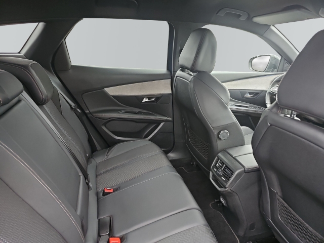 Fahrzeugabbildung Peugeot 3008 GT 1.2 PureTech Navi Digitales Cockpit LED ACC 2-Zonen-Klimaautom Fahrerprofil