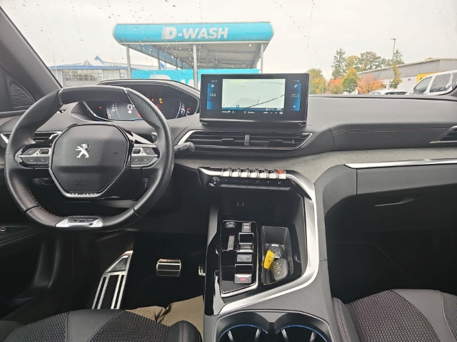 Fahrzeugabbildung Peugeot 3008 GT 1.2 PureTech Navi Digitales Cockpit LED ACC 2-Zonen-Klimaautom Fahrerprofil