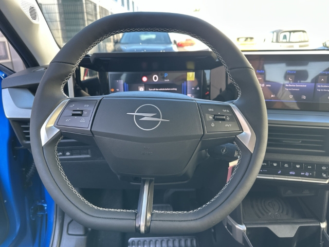 Fahrzeugabbildung Opel Frontera GS Navi Digitales Cockpit LED Apple CarPlay Android Auto Klimaautom Musikstreaming