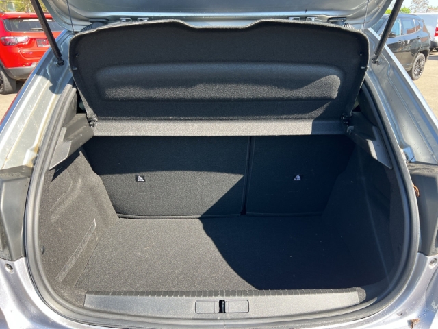 Fahrzeugabbildung Peugeot 208 Active Pack DAB SHZ Spurhalteass. Verkehrszeichenerk. Notbremsass. Temp Tel.-Vorb.