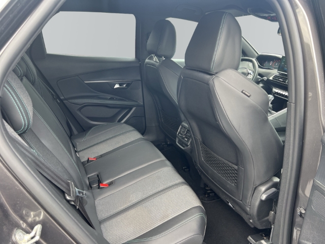 Fahrzeugabbildung Peugeot 3008 Allure Pack Navi Digitales Cockpit LED ACC 2-Zonen-Klimaautom DAB SHZ Keyless