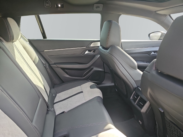 Fahrzeugabbildung Peugeot 508 SW Hybrid 225 GT Pack Plug-In EU6d
