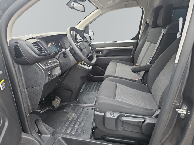 Fahrzeugabbildung Citroen Spacetourer Plus XL Navi Digitales Cockpit Soundsystem LED Apple CarPlay Android Auto