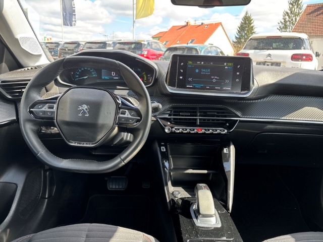 Fahrzeugabbildung Peugeot 208 Elektro Active Pack OBC 11kW LED DAB SHZ Spurhalteass. Verkehrszeichenerk. Notbremsass.