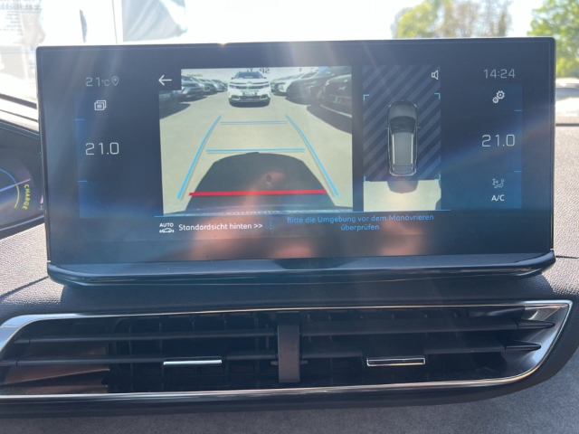 Fahrzeugabbildung Peugeot 3008 Hybrid 136 GT Navi Digitales Cockpit Soundsystem LED ACC El. Heckklappe 2-Zonen-Klimaautom