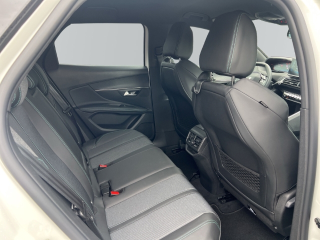 Fahrzeugabbildung Peugeot 3008 Allure Pack Navi Digitales Cockpit 360 Kamera LED El. Heckklappe 2-Zonen-Klimaautom