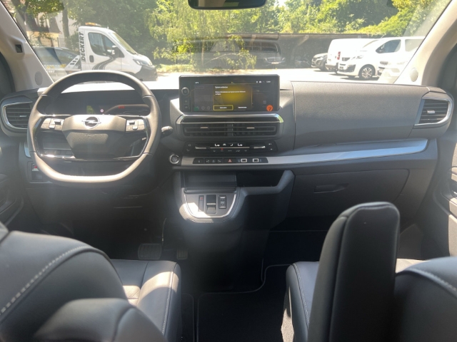 Fahrzeugabbildung Opel Zafira Life GS XL HUD StandHZG AHK Panorama Navi LED ACC Apple CarPlay