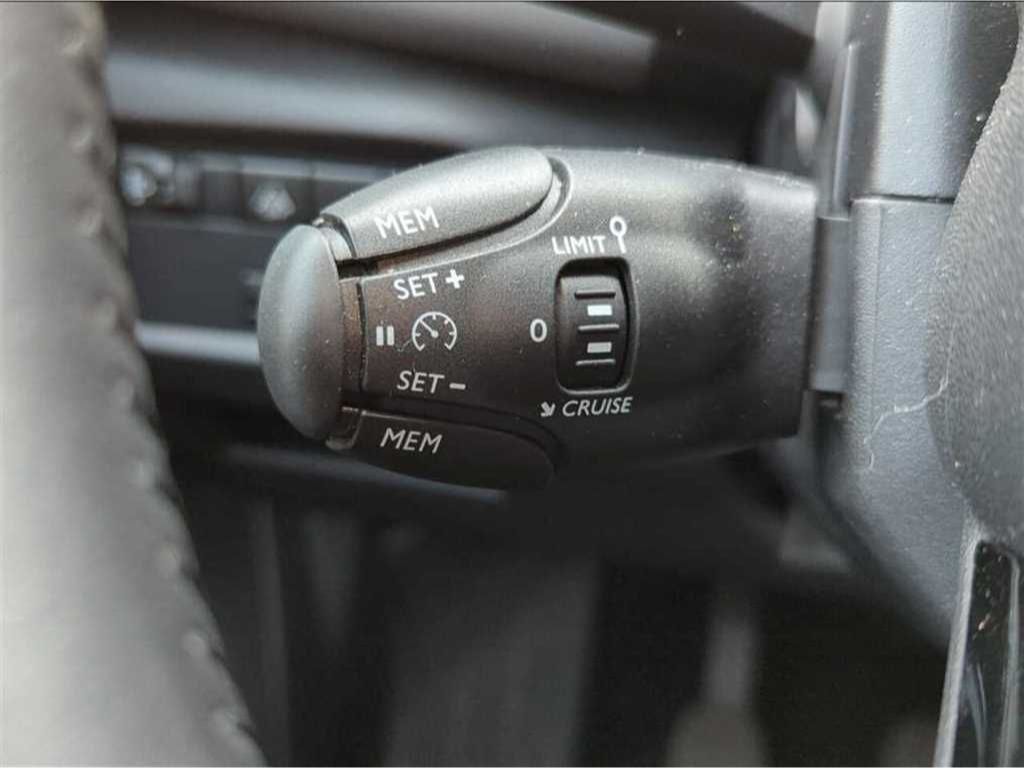 Fahrzeugabbildung Citroën C5 Aircross 1.2 PureTech 130 Feel Pack (EURO 6d)