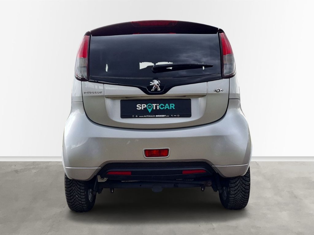 Fahrzeugabbildung Peugeot iOn Modell 2018 Elektromotor 48 (35 KW)