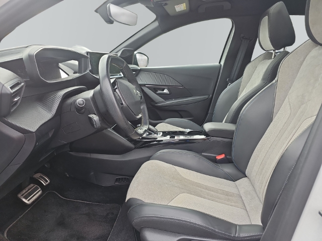 Fahrzeugabbildung Peugeot e-208 GT Pack Elektro Panorama Navi LED ACC Apple CarPlay Android Auto Klimaautom