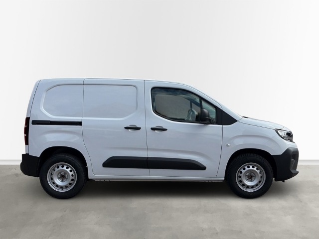 Fahrzeugabbildung Opel Combo Cargo M, AHK-Vorrüstung, Holzboden, FlexCargo, Kamera - mit KI generiert/bearbeitet