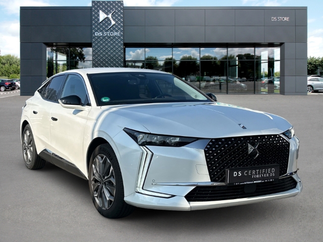 Fahrzeugabbildung DS Automobiles DS4 E-Tense Trocadero HUD AD Digitales Cockpit LED Mehrzonenklima DAB Ambientebeleuchtung