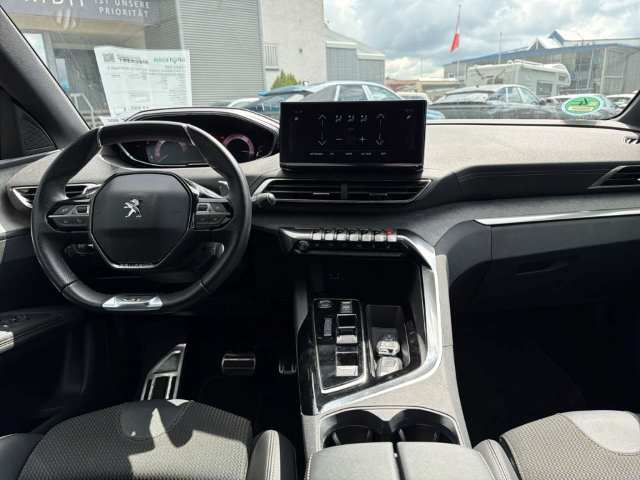 Fahrzeugabbildung Peugeot 3008 GT Navi Digitales Cockpit LED ACC El. Heckklappe 2-Zonen-Klimaautom Fahrerprofil