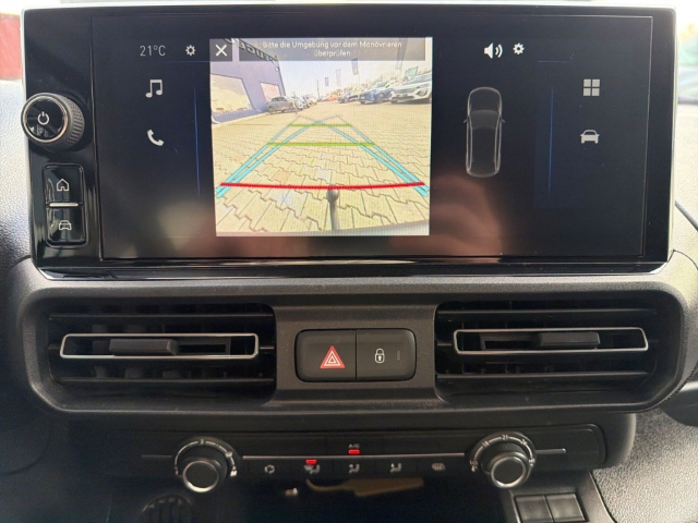 Fahrzeugabbildung Opel Combo Cargo L1 M Musikstreaming DAB Verkehrszeichenerk. Temp Tel.-Vorb. PDC Berganfahrass.