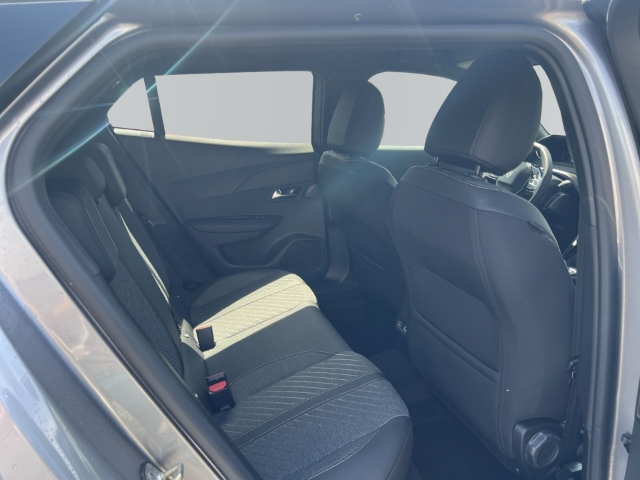 Fahrzeugabbildung Peugeot 2008 Hybrid 145 Allure Navi 360 Kamera LED ACC Apple CarPlay Android Auto Klimaautom