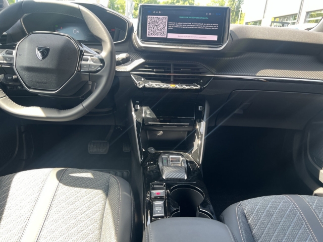 Fahrzeugabbildung Peugeot 2008 Hybrid 145 Allure Navi 360 Kamera LED ACC Apple CarPlay Android Auto Klimaautom