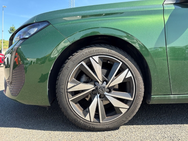 Fahrzeugabbildung Peugeot 308 Allure LED 2-Zonen-Klimaautom DAB Keyless Spurhalteass. Fernlichtass. Verkehrszeichenerk.