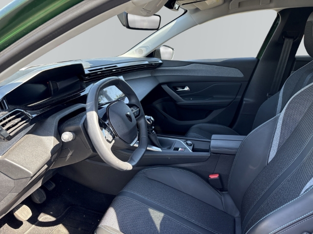 Fahrzeugabbildung Peugeot 308 Allure LED 2-Zonen-Klimaautom DAB Keyless Spurhalteass. Fernlichtass. Verkehrszeichenerk.