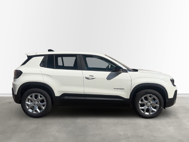 Fahrzeugabbildung Jeep Avenger Altitude 1.2 100PS MY24 EU6e - mit KI generiert/bearbeitet