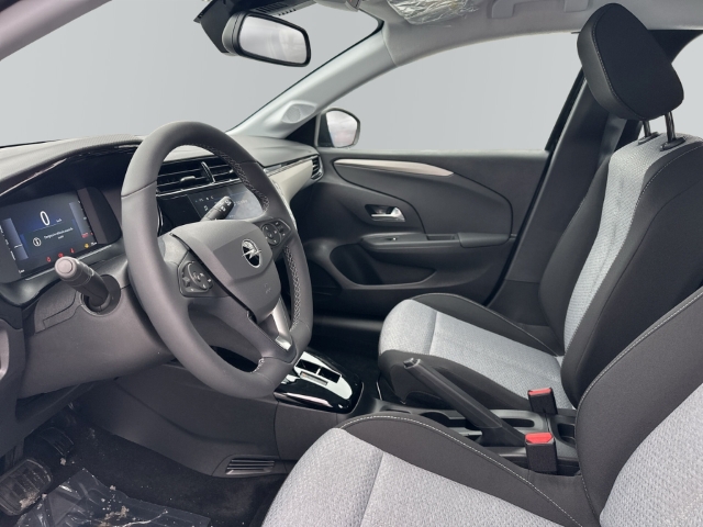 Fahrzeugabbildung Opel Corsa Edition LED Apple CarPlay Android Auto Musikstreaming DAB SHZ LenkradHZG Totwinkelassistent