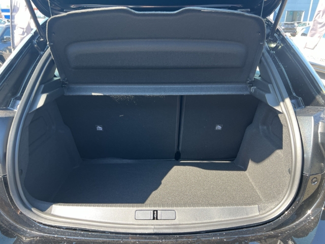 Fahrzeugabbildung Opel Corsa Edition LED Apple CarPlay Android Auto Musikstreaming DAB SHZ LenkradHZG Spurhalteass.
