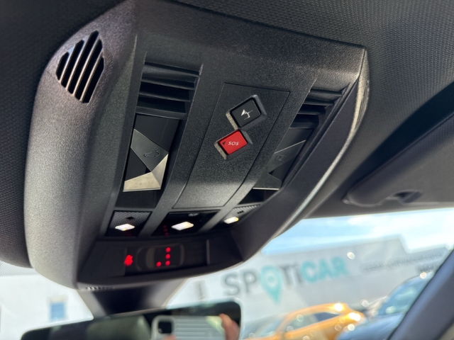 Fahrzeugabbildung DS Automobiles DS7 Crossback Performance Line+ PHEV Panorama Navi Soundsystem LED El. Heckklappe