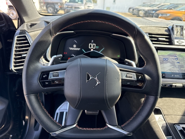 Fahrzeugabbildung DS Automobiles DS7 Crossback Performance Line+ PHEV Panorama Navi Soundsystem LED El. Heckklappe