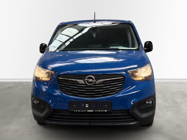 Fahrzeugabbildung Opel Combo E Cargo Basis erhöhte Nutzlast XL Apple CarPlay Android Auto Musikstreaming Fernlichtass. - mit KI generiert/bearbeitet