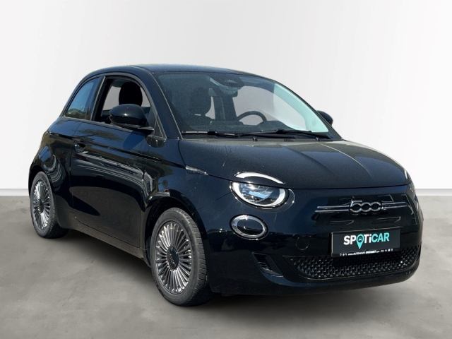 Fahrzeugabbildung Fiat 500e Navi Apple CarPlay Android Auto Klimaautom Fahrerprofil DAB Ambientebeleuchtung