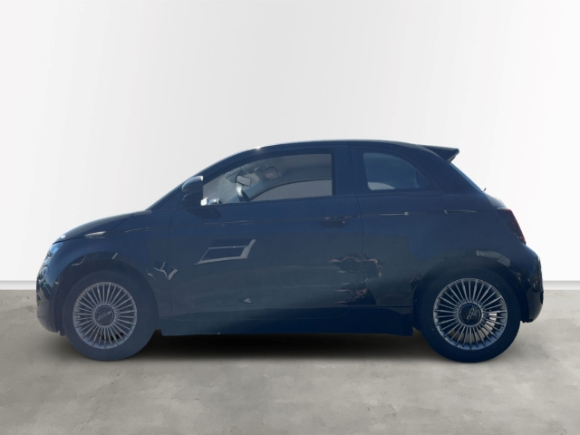 Fahrzeugabbildung Fiat 500e Navi Apple CarPlay Android Auto Klimaautom Fahrerprofil DAB Ambientebeleuchtung