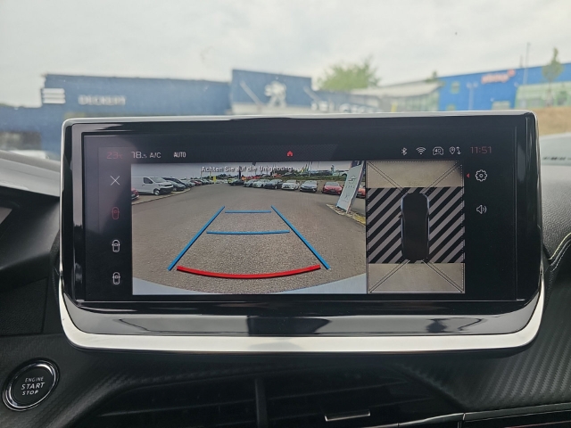 Fahrzeugabbildung Peugeot 2008 GT 1.2 PureTech Navi Leder Digitales Cockpit 360 Kamera LED ACC Apple CarPlay