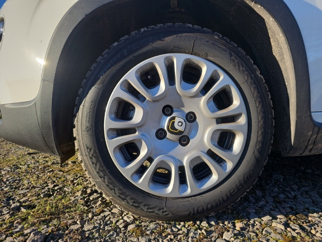 Fahrzeugabbildung Fiat Panda 1.0 Mild Hybrid EU6e, Bluetooth, Tempomat