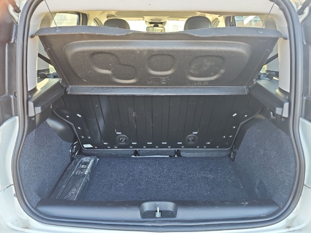 Fahrzeugabbildung Fiat Panda 1.0 Mild Hybrid EU6e, Bluetooth, Tempomat