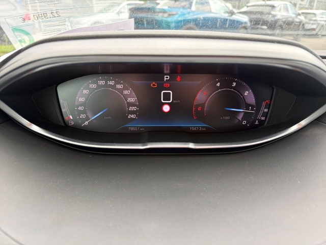 Fahrzeugabbildung Peugeot 3008 Allure Pack Navi Digitales Cockpit LED 2-Zonen-Klimaautom DAB SHZ Keyless Spurhalteass.