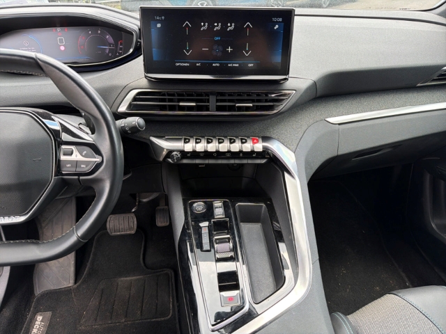 Fahrzeugabbildung Peugeot 3008 Allure Pack Navi Digitales Cockpit LED 2-Zonen-Klimaautom DAB SHZ Keyless Spurhalteass.