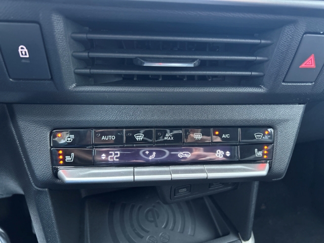 Fahrzeugabbildung Opel Frontera Ultimate AWR Navi LED Apple CarPlay Android Auto Klimaautom Musikstreaming DAB