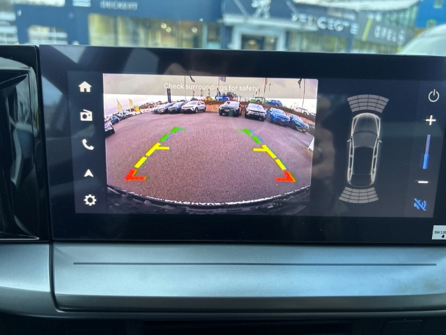 Fahrzeugabbildung Opel Frontera Ultimate AWR Navi LED Apple CarPlay Android Auto Klimaautom Musikstreaming DAB