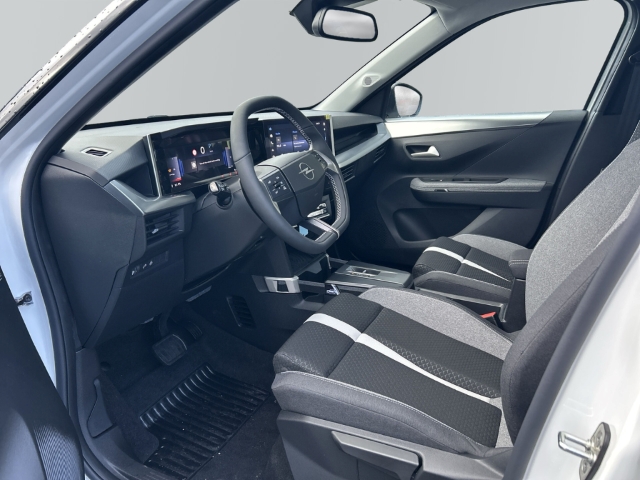 Fahrzeugabbildung Opel Frontera Ultimate AWR Navi LED Apple CarPlay Android Auto Klimaautom Musikstreaming DAB
