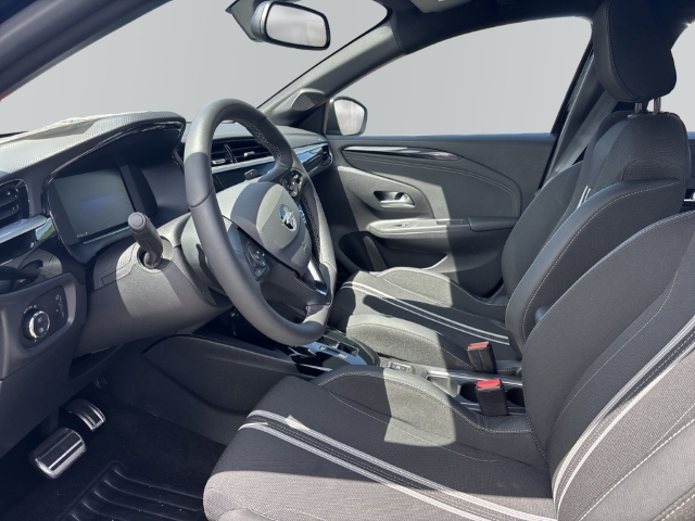 Fahrzeugabbildung Opel Corsa GS LED Apple CarPlay Android Auto Klimaautom Musikstreaming DAB SHZ LenkradHZG - mit KI generiert/bearbeitet