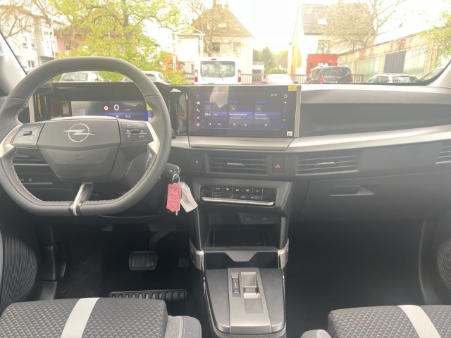Fahrzeugabbildung Opel Frontera GS Navi Digitales Cockpit LED Apple CarPlay Android Auto Klimaautom Musikstreaming