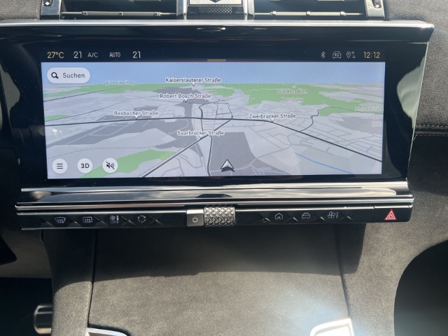 Fahrzeugabbildung DS Automobiles DS7 DS Performance Line Digitales Cockpit LED Klimaautom Ambientebeleuchtung