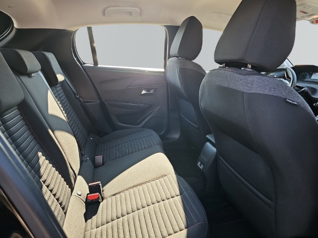 Fahrzeugabbildung Peugeot e-208 Active Pack Elektro LED Apple CarPlay Android Auto Musikstreaming DAB SHZ Spurhalteass.