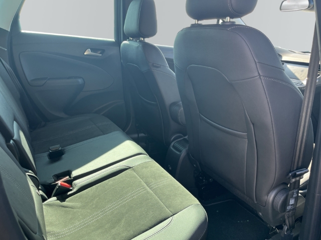 Fahrzeugabbildung Opel Crossland Ultimate HUD Navi Leder LED Apple CarPlay Android Auto Mehrzonenklima Musikstreaming