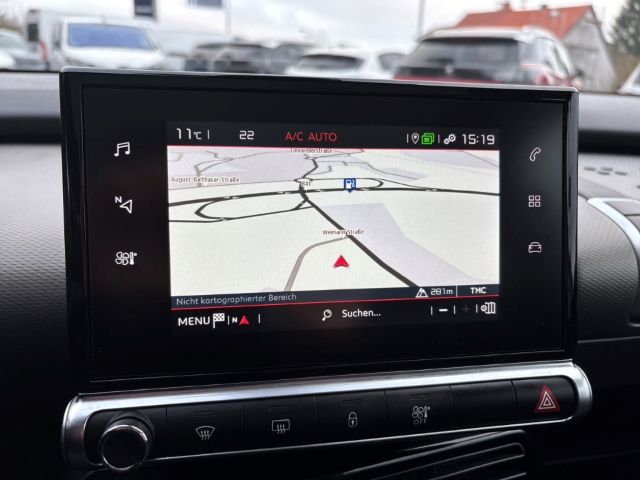 Fahrzeugabbildung Citroen C4 Cactus Shine Panorama Navi Klimaautom SHZ Keyless Spurhalteass. Verkehrszeichenerk.