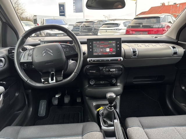 Fahrzeugabbildung Citroen C4 Cactus Shine Panorama Navi Klimaautom SHZ Keyless Spurhalteass. Verkehrszeichenerk.