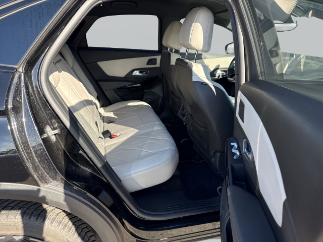 Fahrzeugabbildung DS Automobiles DS7 Esprit de Voyage Digitales Cockpit Klimasitze LED El. Heckklappe Klimaautom