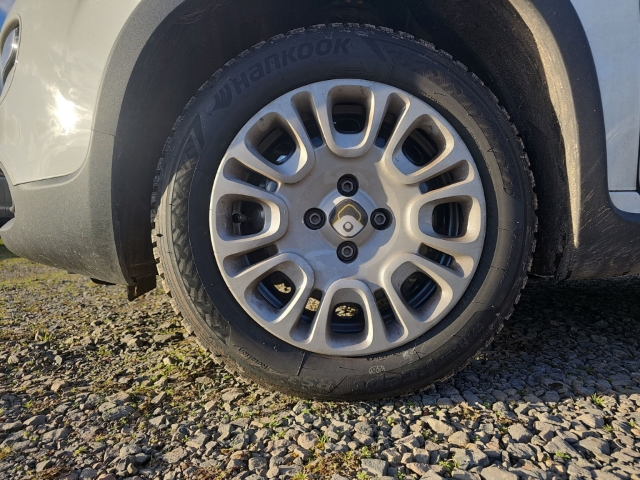 Fahrzeugabbildung Fiat Panda 1.0 Mild Hybrid EU6e, Bluetooth, Tempomat