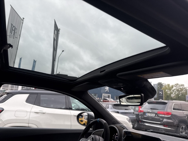 Fahrzeugabbildung Abarth 500 e Turismo, Alcantara, Navi, PDC, RFK, SHZ