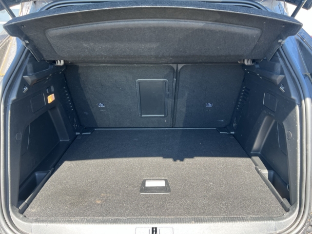 Fahrzeugabbildung Peugeot 3008 Allure Pack Navi Digitales Cockpit LED ACC 2-Zonen-Klimaautom DAB SHZ Keyless